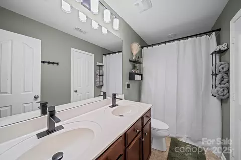 Bath - 215 Lind Point Ln, Monroe, NC 28110 photo 2 of 2
