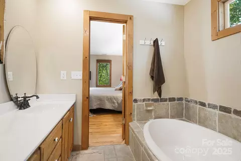609 Maple St, Brevard, NC 28712 photo 10