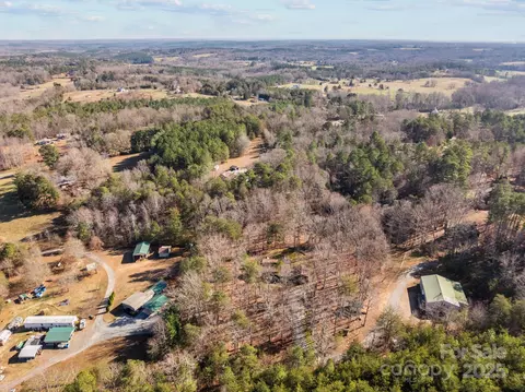 View/Area - 749 Henry Thompson Rd, Tryon, NC 28782 photo 1 of 3