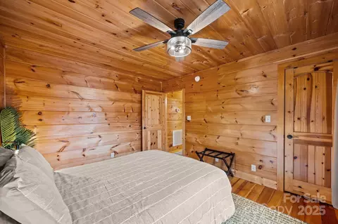 Bedroom - 749 Henry Thompson Rd, Tryon, NC 28782 photo 5 of 5