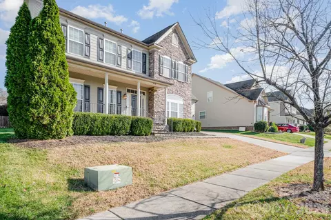 16121 Grassy Creek Dr, Huntersville, NC 28078