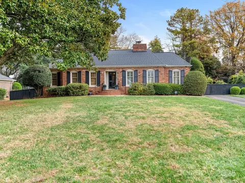 3239 Sunnybrook Dr, Charlotte, NC 28210