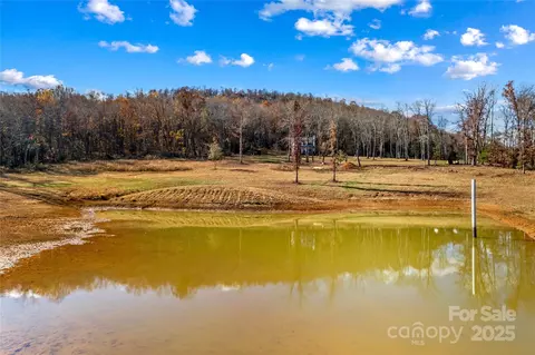 225 Zeb Rd, Union Grove, NC 28689