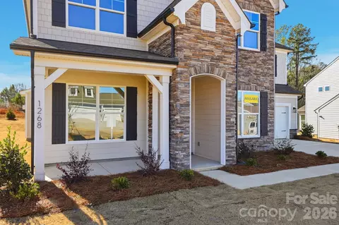 1268 Carrington Dr, Stanley, NC 28164