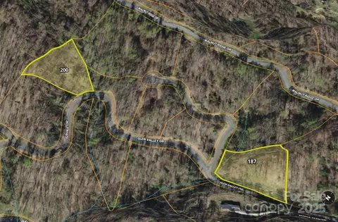 187 Glen Valley Drive #187,200, Weaverville, NC 28787
