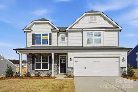 1265 Carrington Dr, Stanley, NC 28164