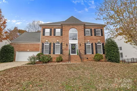 4424 Sunset Rose Dr, Fort Mill, SC 29708