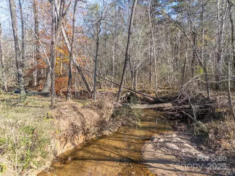 View/Area - 1905 Mcentire Rd, Tryon, NC 28782 photo 2 of 6