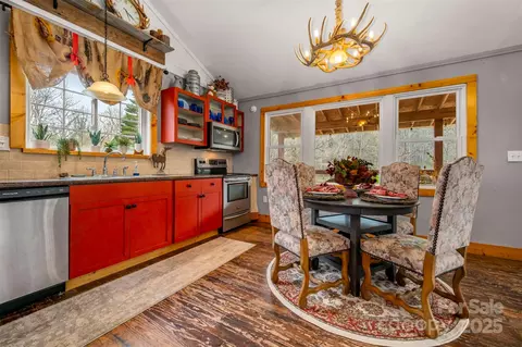 Kitchen - 1905 Mcentire Rd, Tryon, NC 28782 photo 1 of 2