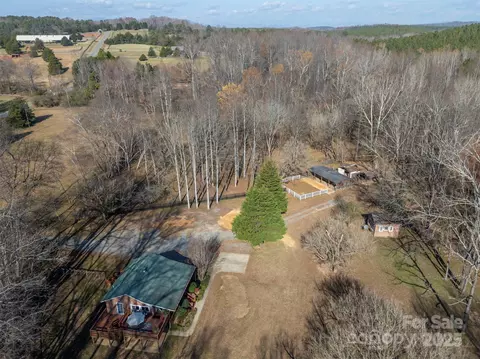 View/Area - 1905 Mcentire Rd, Tryon, NC 28782 photo 5 of 6