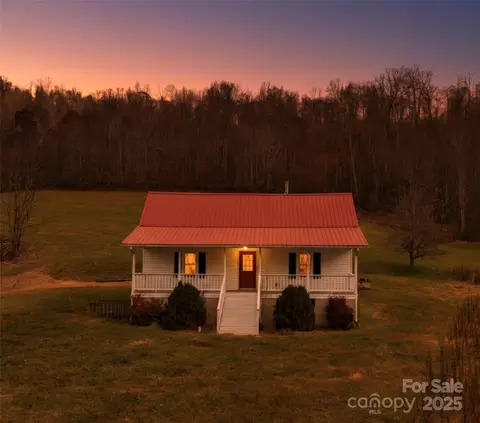 456 Windy Gap Rd, Mars Hill, NC 28754