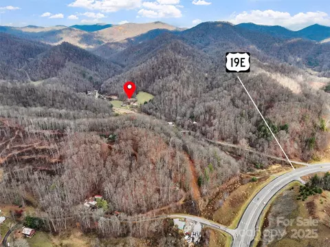 456 Windy Gap Rd, Mars Hill, NC 28754 photo 4