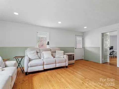 456 Windy Gap Rd, Mars Hill, NC 28754 photo 11