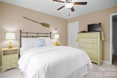 Bedroom - 18525 Harborside Dr, Cornelius, NC 28031 photo 6 of 6