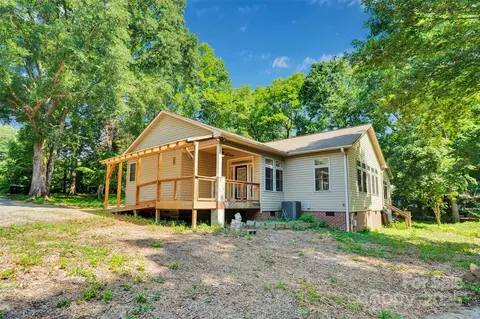 Exterior - 3333 Roberta Rd, Concord, NC 28027 photo 2 of 9