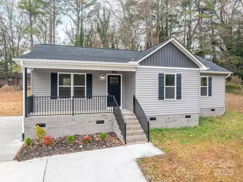 519 N State St, Lincolnton, NC 28092