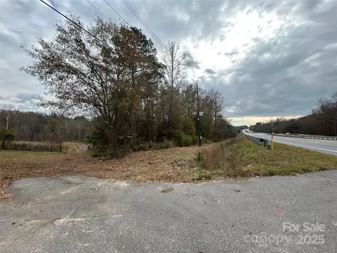 3080 Charlotte Hwy, Lancaster, SC 29720