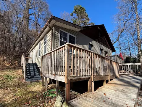 Exterior - 629 Vineyard Rd, Tryon, NC 28782 photo 1 of 4