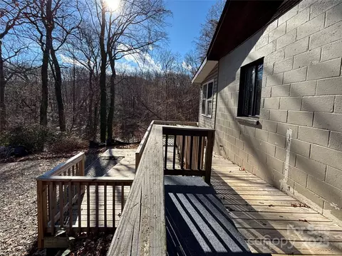 Exterior - 629 Vineyard Rd, Tryon, NC 28782 photo 2 of 4