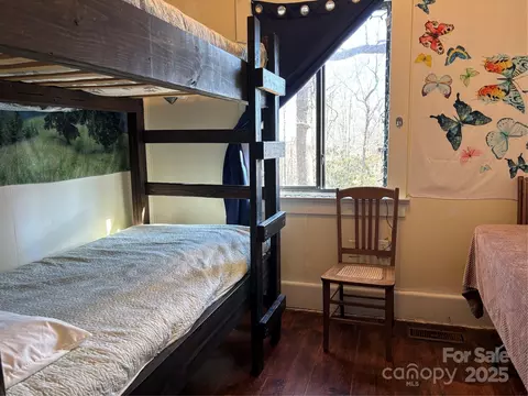 Bedroom - 629 Vineyard Rd, Tryon, NC 28782 photo 1 of 5