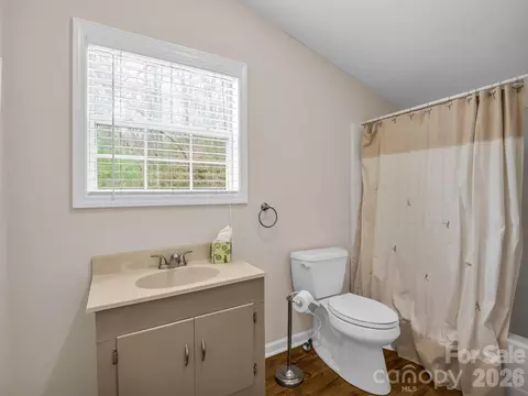 Bath - 38 Renea Dr, Brevard, NC 28712 photo 2 of 2