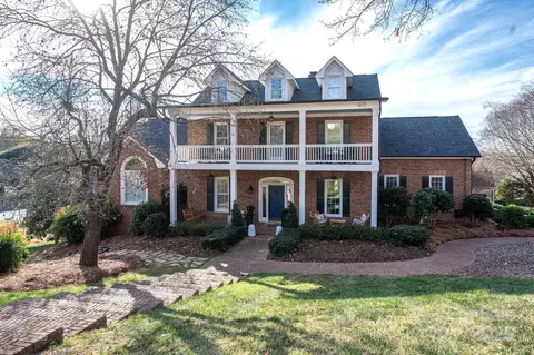 501 Maymont Dr, Cramerton, NC 28032