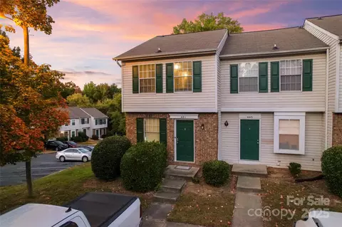 601 Lex Dr, Charlotte, NC 28262