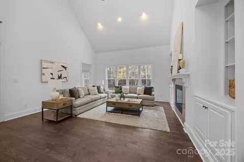 Living - 7909 Bay Pointe Dr, Denver, NC 28037 photo 1 of 4