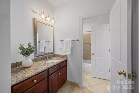 Bath - 7909 Bay Pointe Dr, Denver, NC 28037 photo 5 of 6