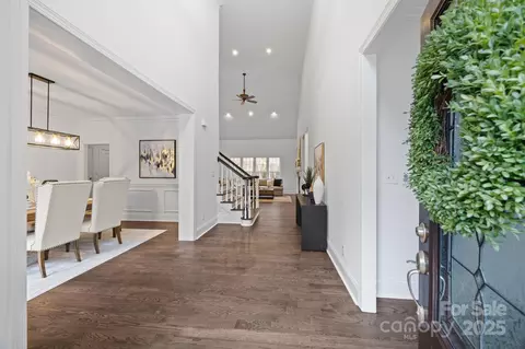 Entry Way - 7909 Bay Pointe Dr, Denver, NC 28037 photo 1 of 2
