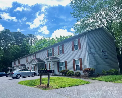 1420 14th Street Ne Dr NE, Hickory, NC 28601