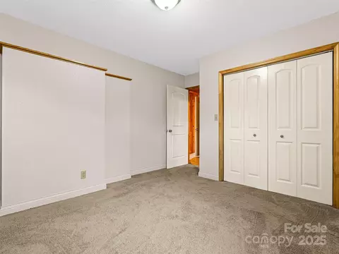 82 Morgan St, Canton, NC 28716 photo 28