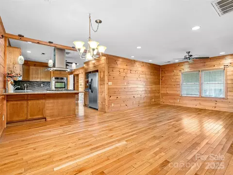 82 Morgan St, Canton, NC 28716 photo 11