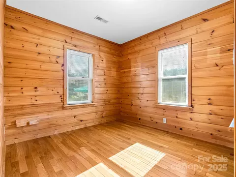 82 Morgan St, Canton, NC 28716 photo 25
