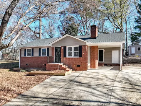 1307 N Hills Dr, Monroe, NC 28110
