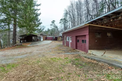 Exterior - River Lane, Canton, NC 28716 photo 3 of 7