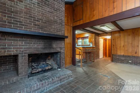 Living - River Lane, Canton, NC 28716 photo 3 of 4