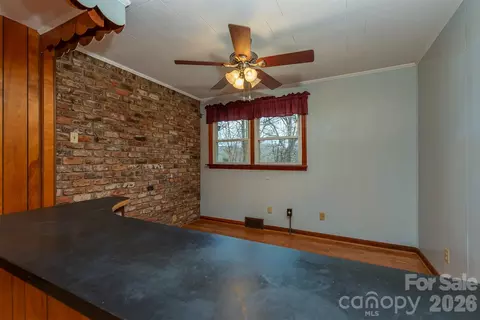 Living - River Lane, Canton, NC 28716 photo 4 of 4