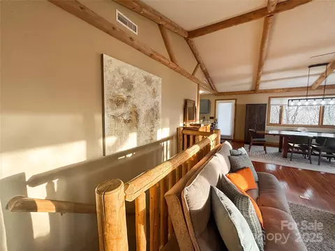 114 Spruce Hollow Rd, Beech Mountain, NC 28604 photo 9