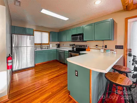 114 Spruce Hollow Rd, Beech Mountain, NC 28604 photo 13