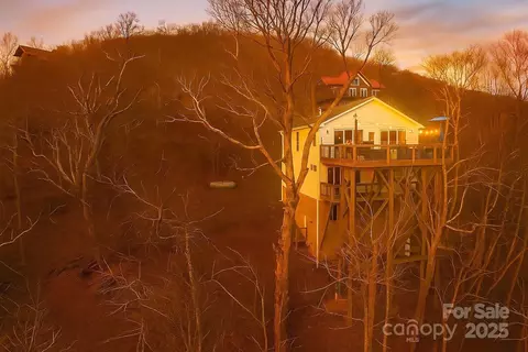114 Spruce Hollow Rd, Beech Mountain, NC 28604 photo 4