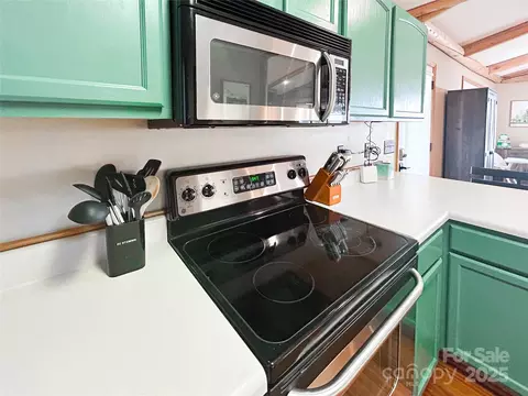 114 Spruce Hollow Rd, Beech Mountain, NC 28604 photo 14