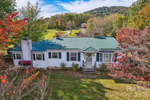400 Will Hyatt Rd, Waynesville, NC 28786
