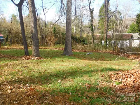 0 Vance St, Hendersonville, NC 28739