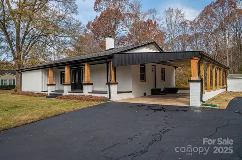 926 Howard Ave, Gastonia, NC 28054