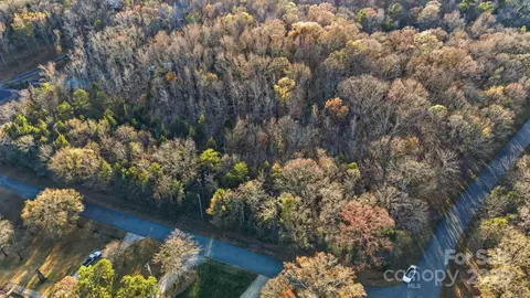 234 Falcon Dr, Concord, NC 28025