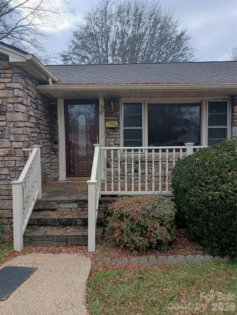 1303 W Dixon Blvd, Shelby, NC 28152