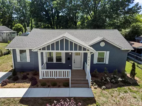 2414 Dickens Ave, Charlotte, NC 28208