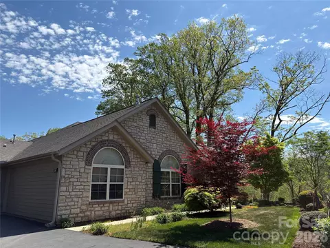 36 Craggy Vista Dr, Swannanoa, NC 28778