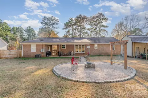 1212 Rowan Mills Rd, Salisbury, NC 28147